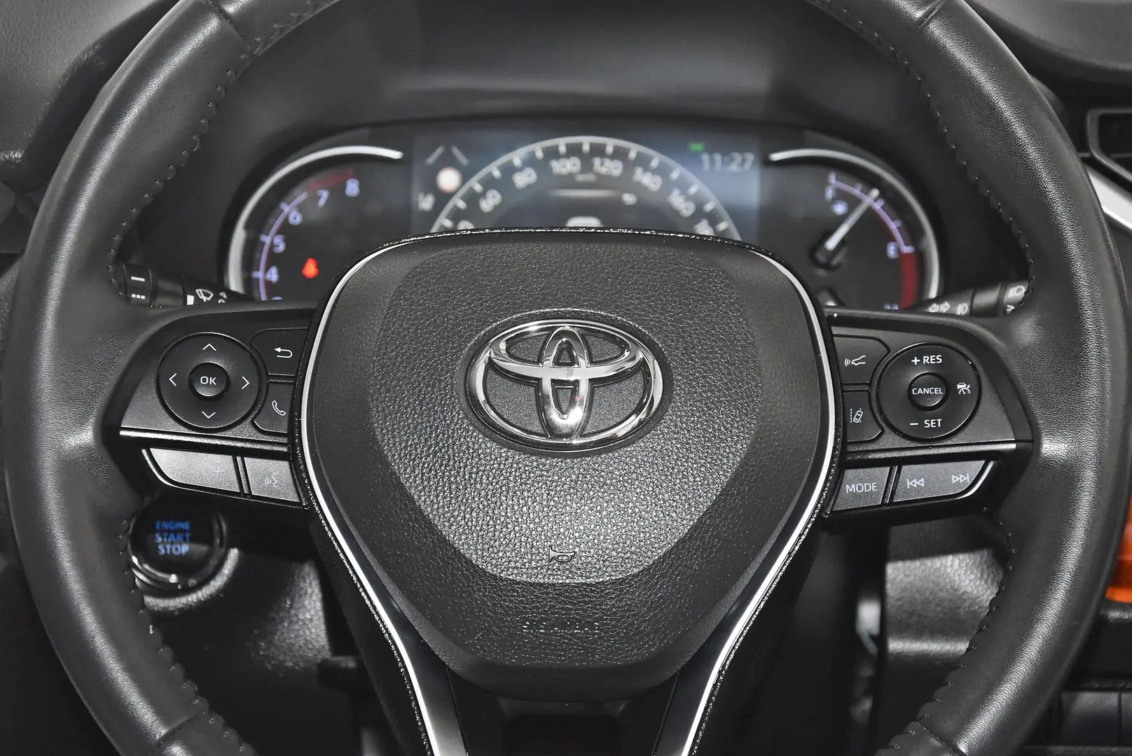 2020 Toyota RAV4 Gallery Image 16