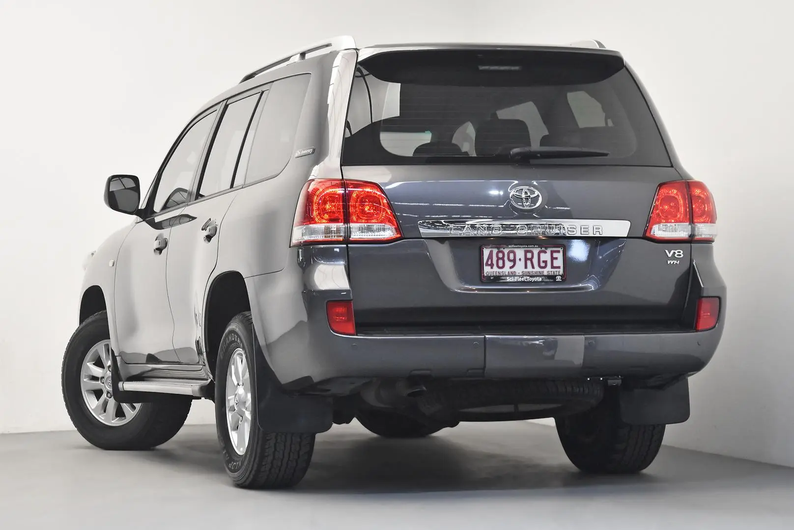 2010 Toyota Landcruiser Gallery Image 5