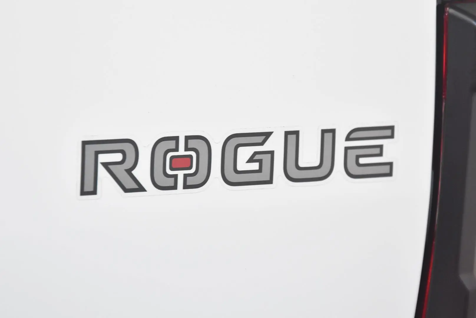 2024 Toyota Hilux Gallery Image 7