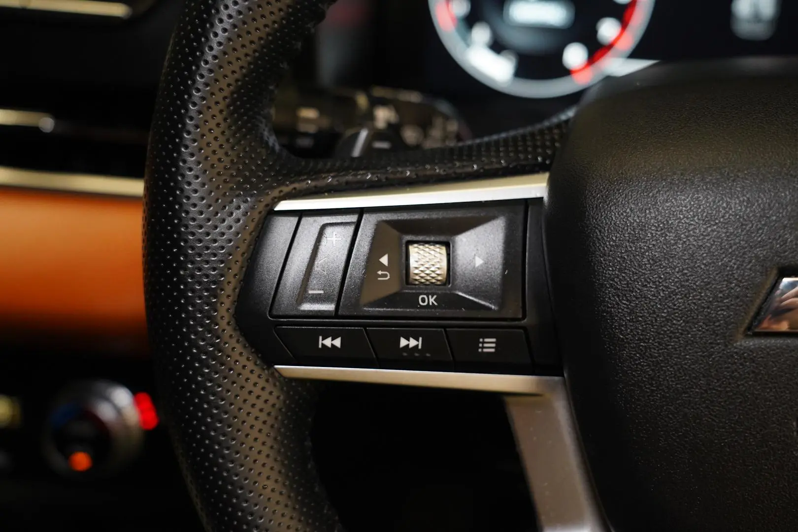 2023 Mitsubishi Outlander Gallery Image 17