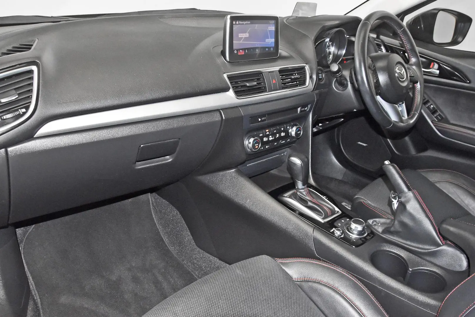 2015 Mazda 3 Gallery Image 16