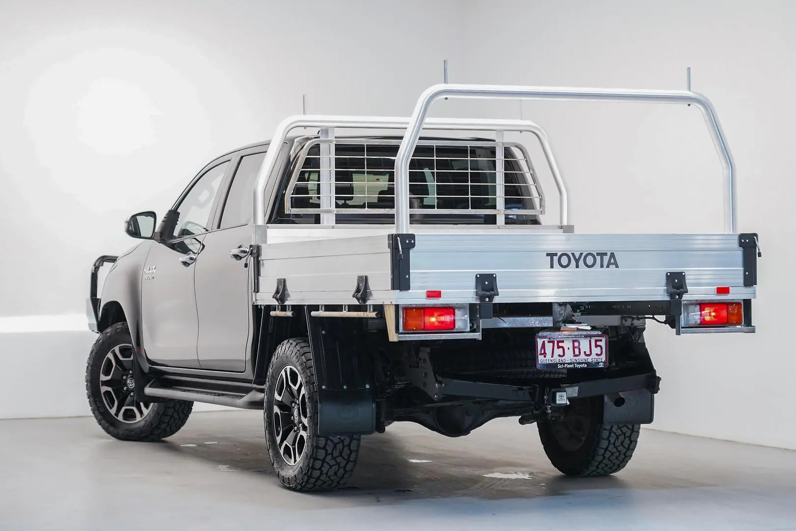 2021 Toyota Hilux Gallery Image 4