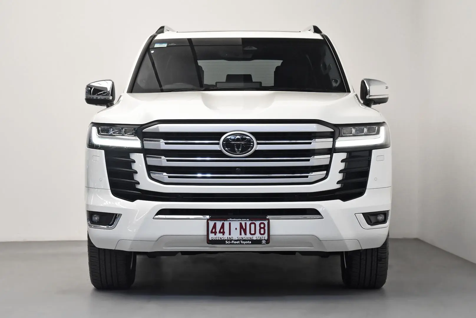 2025 Toyota Landcruiser Gallery Image 2