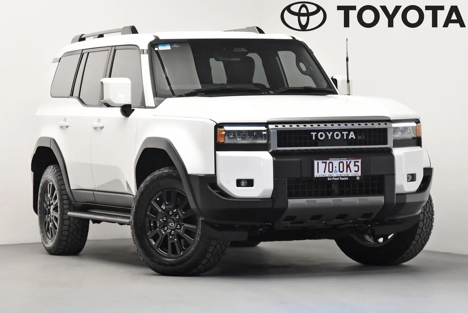 2025 Toyota Landcruiser Prado Gallery Image 1