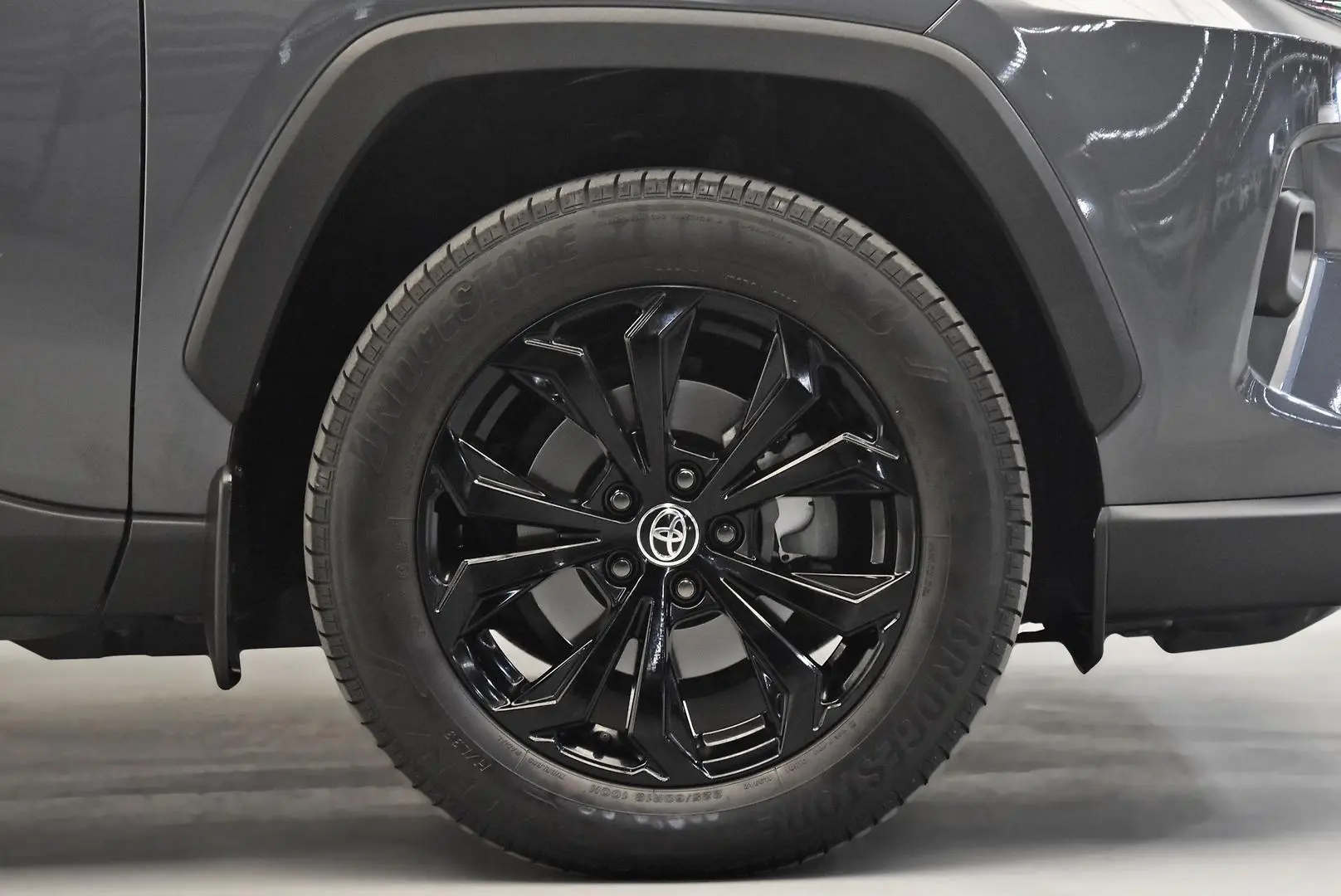 2023 Toyota RAV4 Gallery Image 25