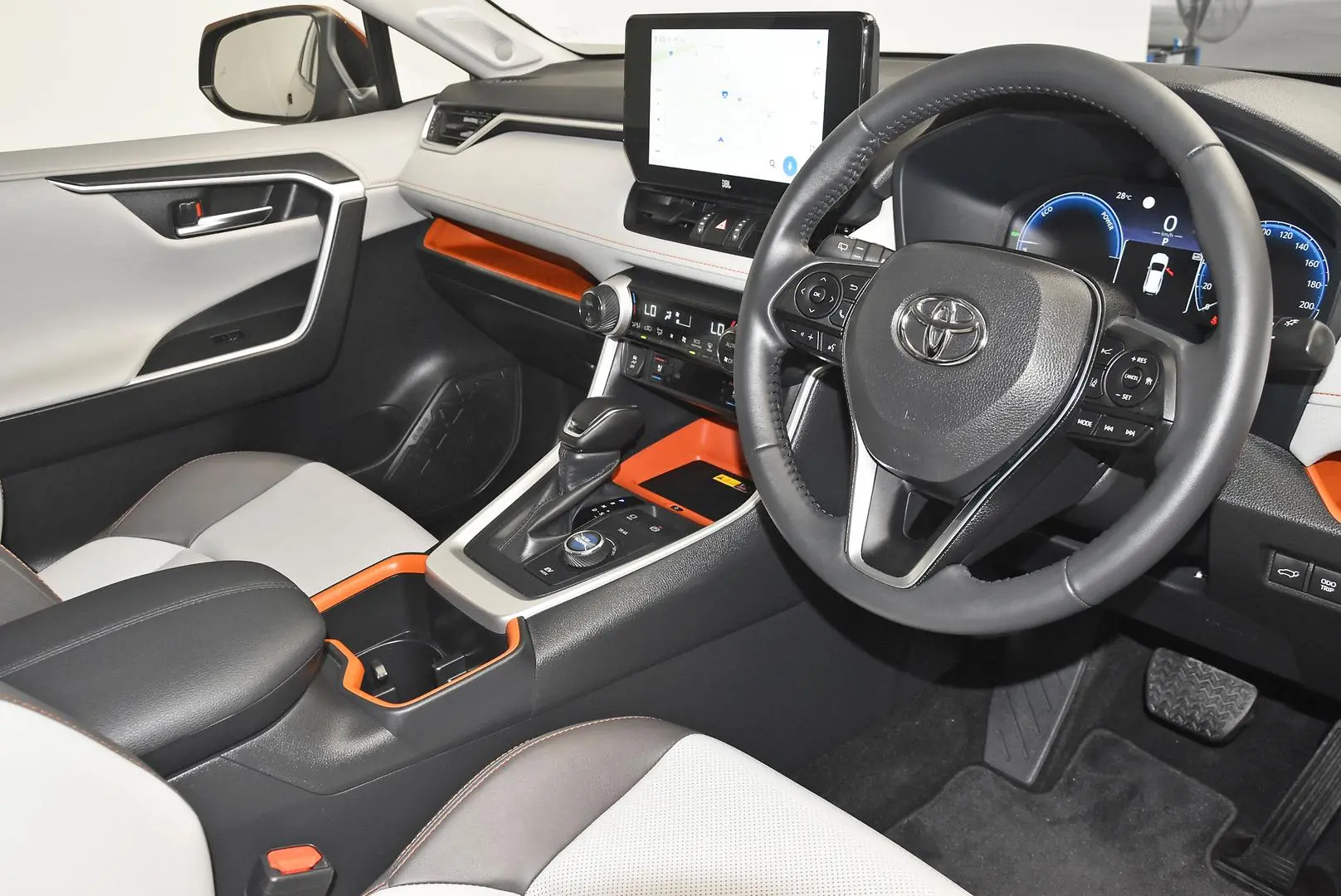 2024 Toyota RAV4 Gallery Image 9