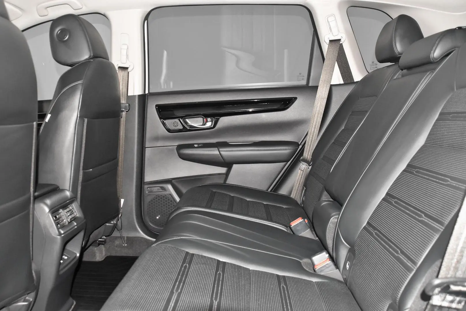 2024 Honda CR-V Gallery Image 18