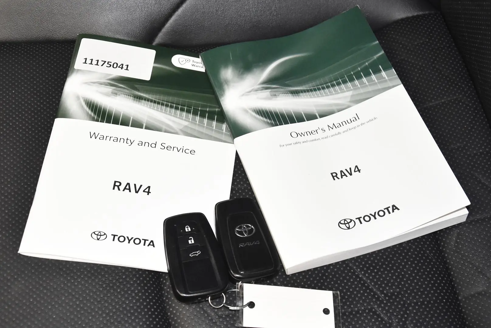 2023 Toyota RAV4 Gallery Image 21