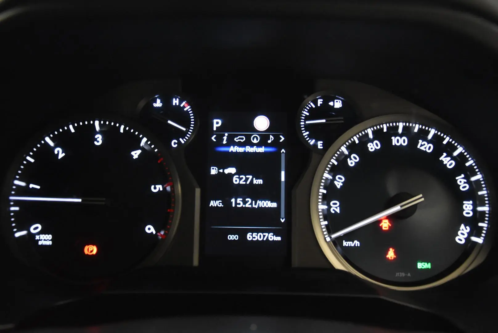 2023 Toyota Landcruiser Prado Gallery Image 9