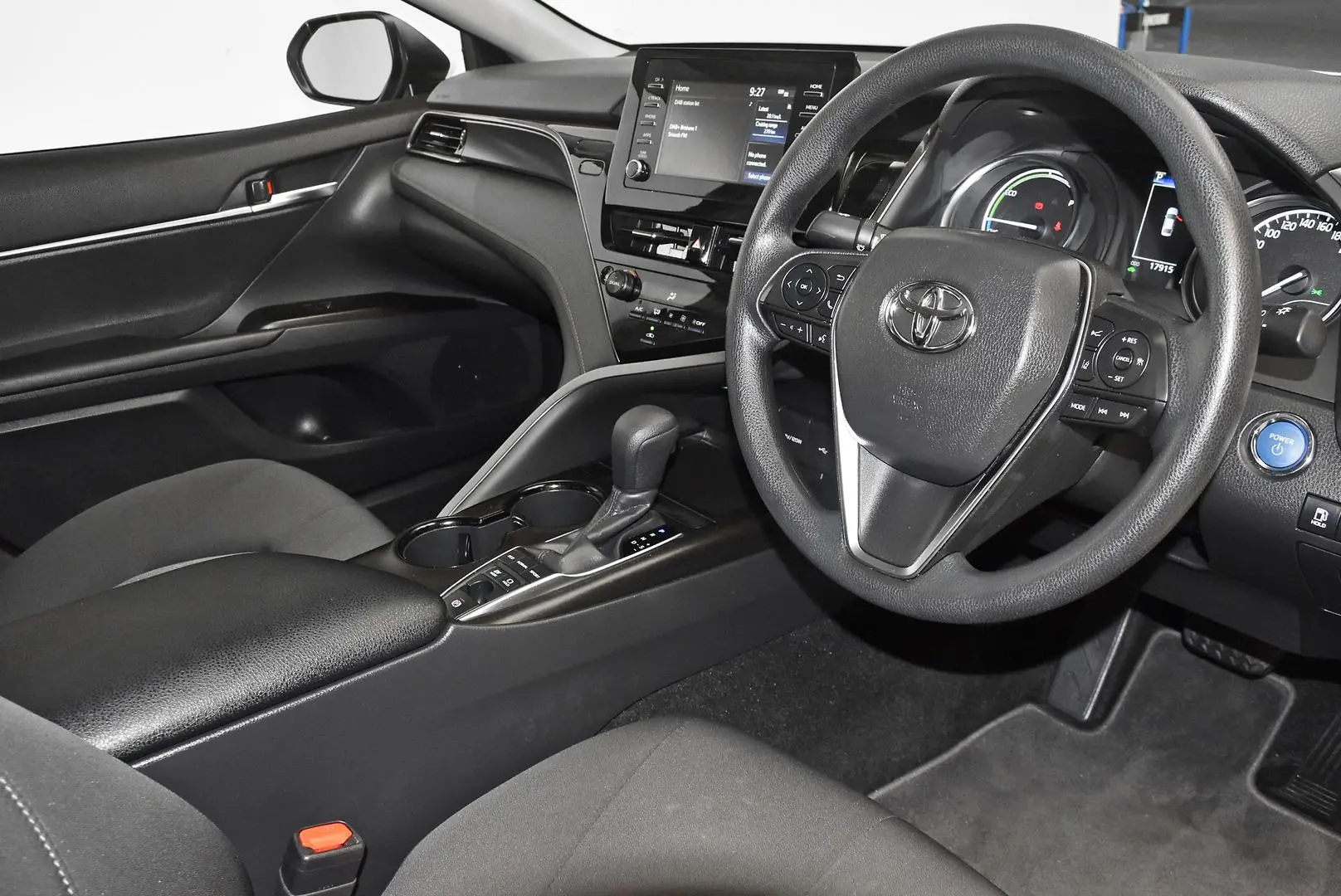 2024 Toyota Camry Gallery Image 8