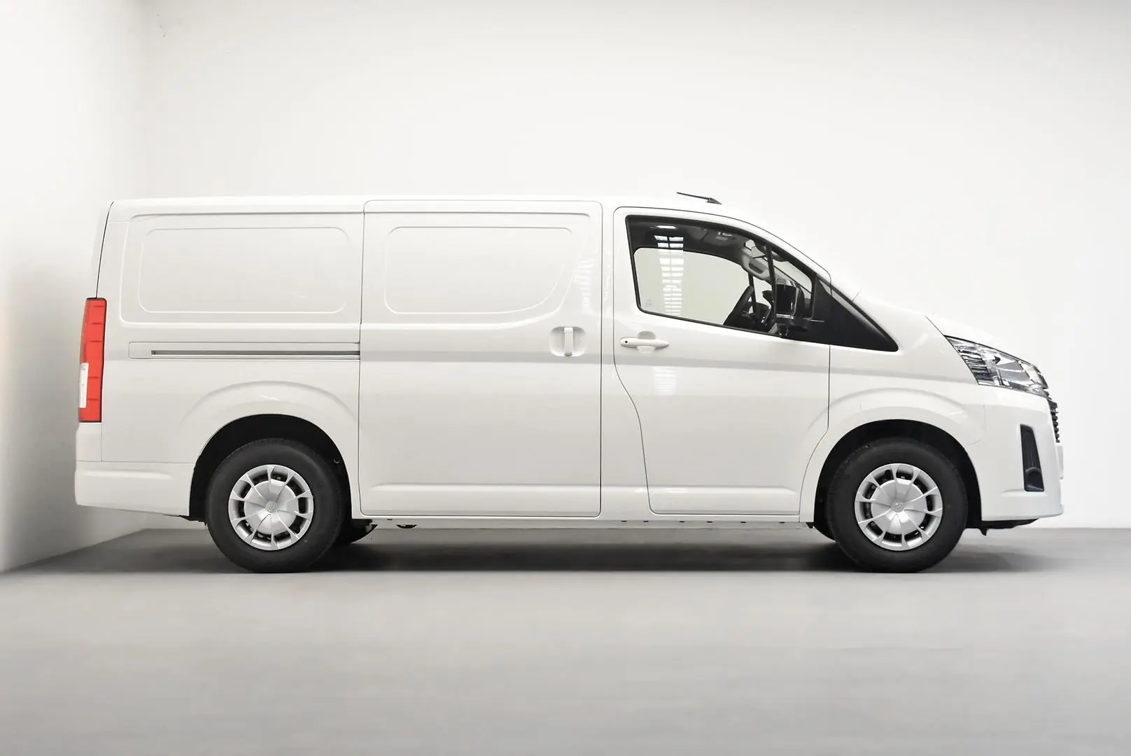 2025 Toyota Hiace Gallery Image 3