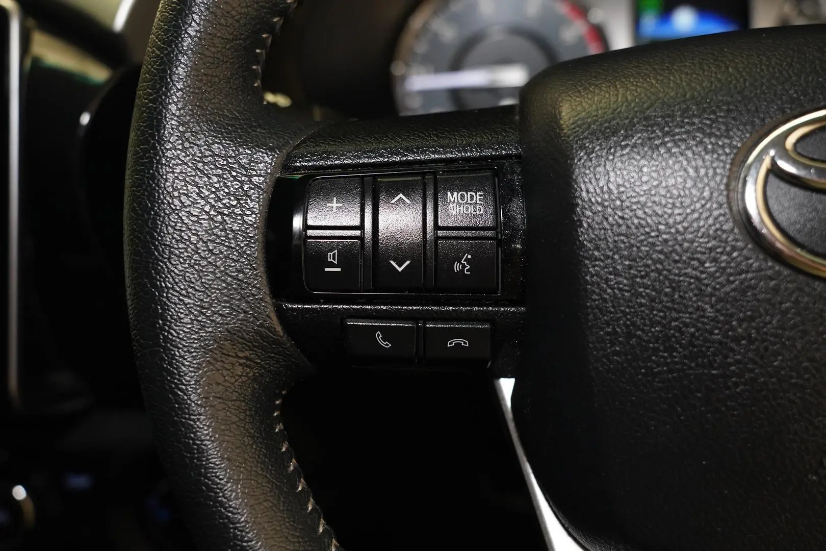 2021 Toyota Hilux Gallery Image 18