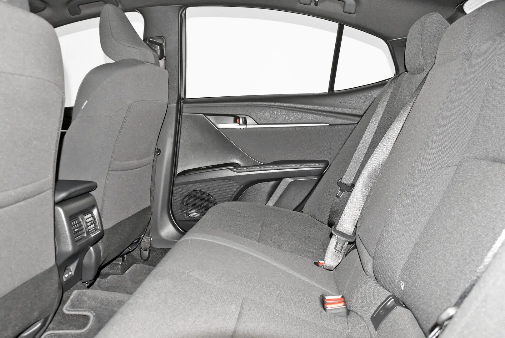 2024 Toyota Camry Gallery Image 18