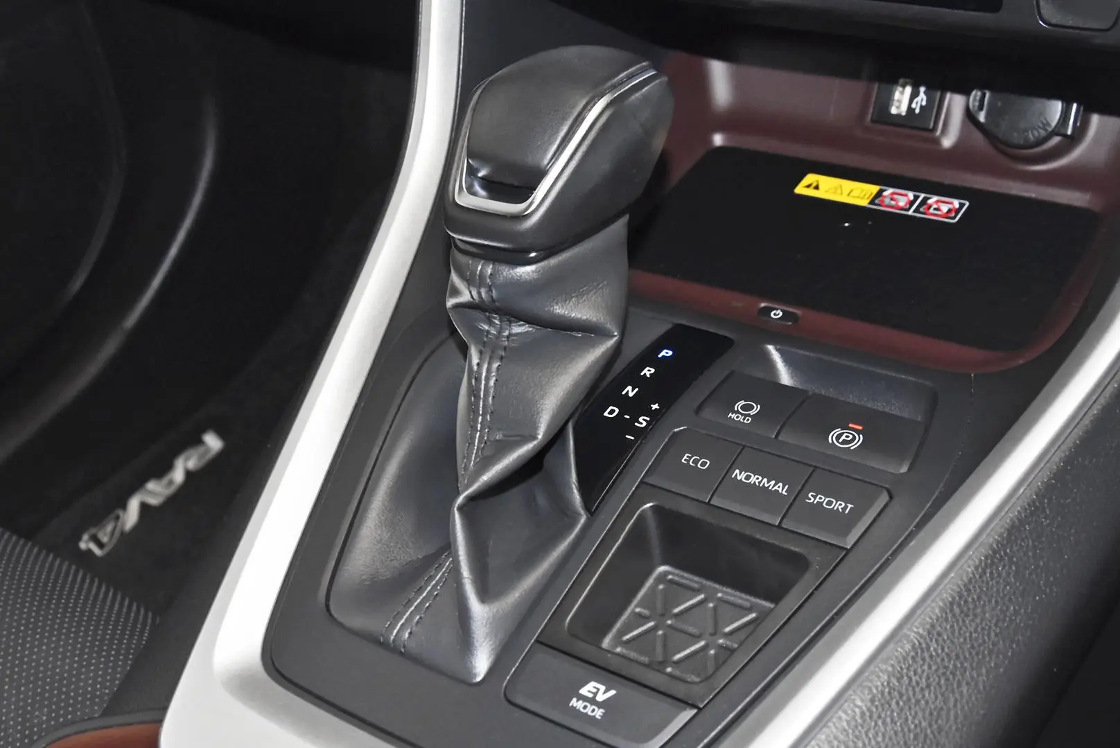 2023 Toyota RAV4 Gallery Image 14