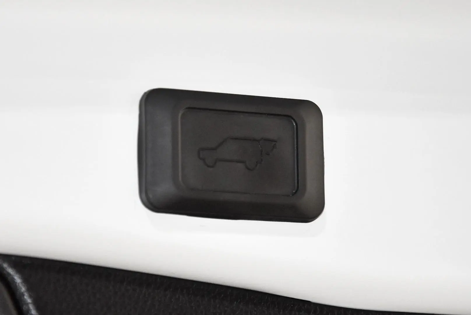 2024 Toyota RAV4 Gallery Image 22