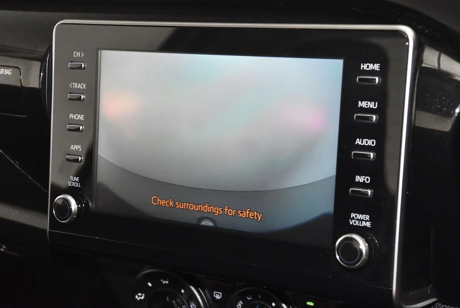 2024 Toyota Hilux Gallery Image 12