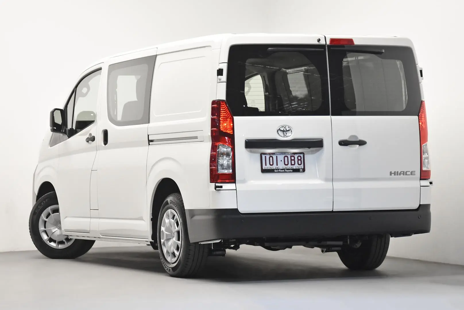 2025 Toyota Hiace Gallery Image 5
