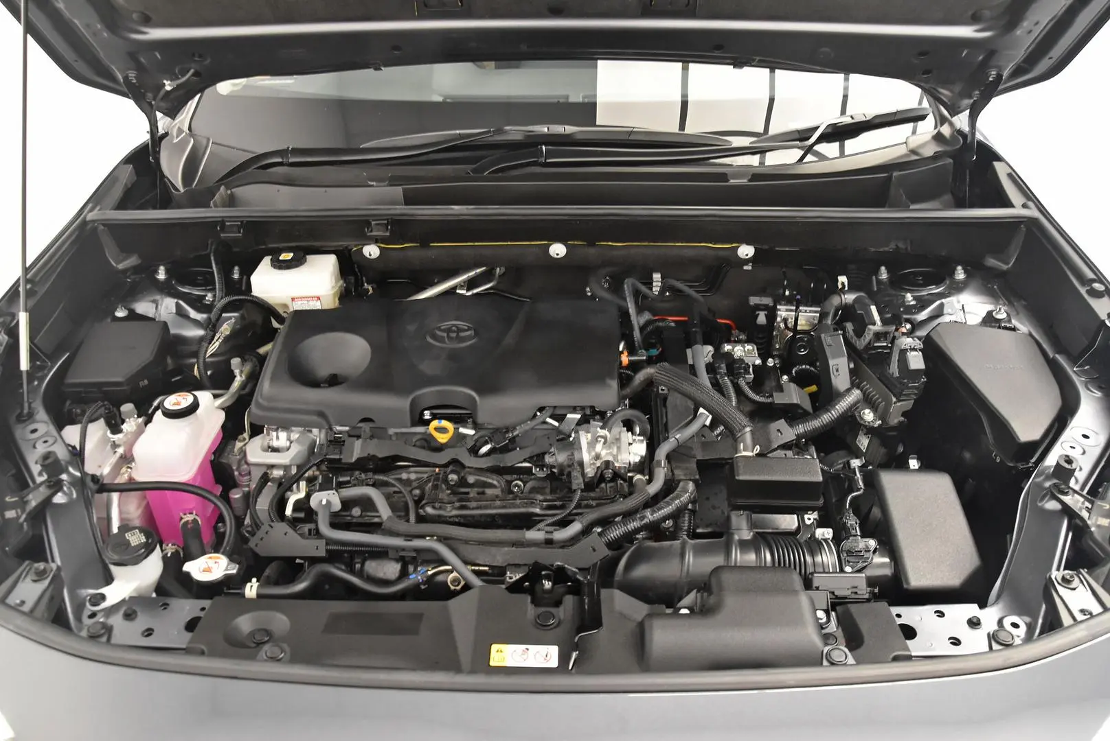 2023 Toyota RAV4 Gallery Image 24