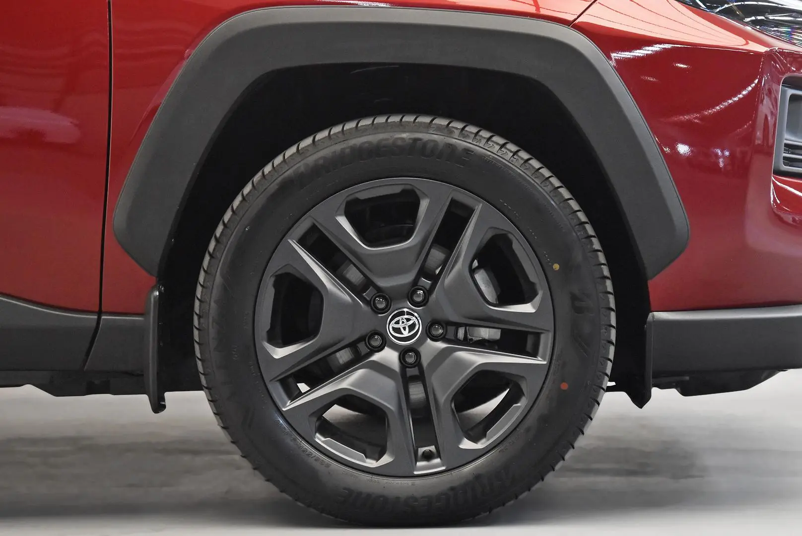 2024 Toyota RAV4 Gallery Image 25