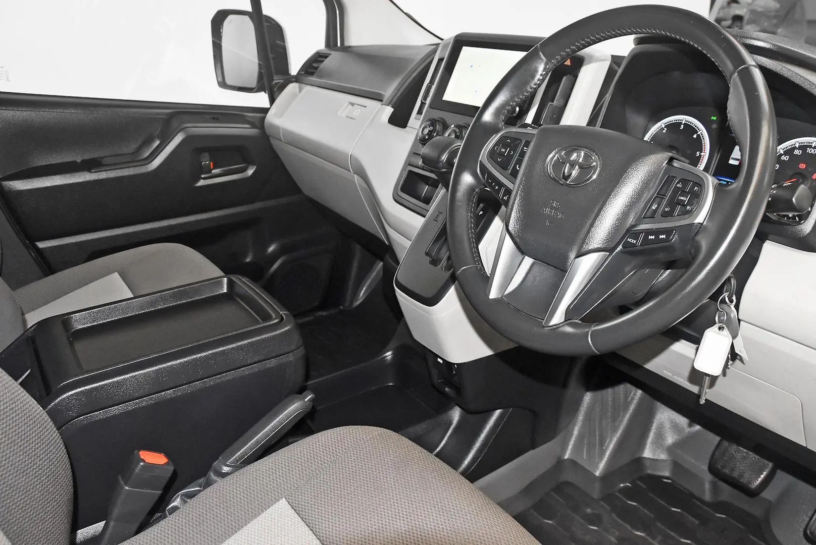 2024 Toyota Hiace Gallery Image 8