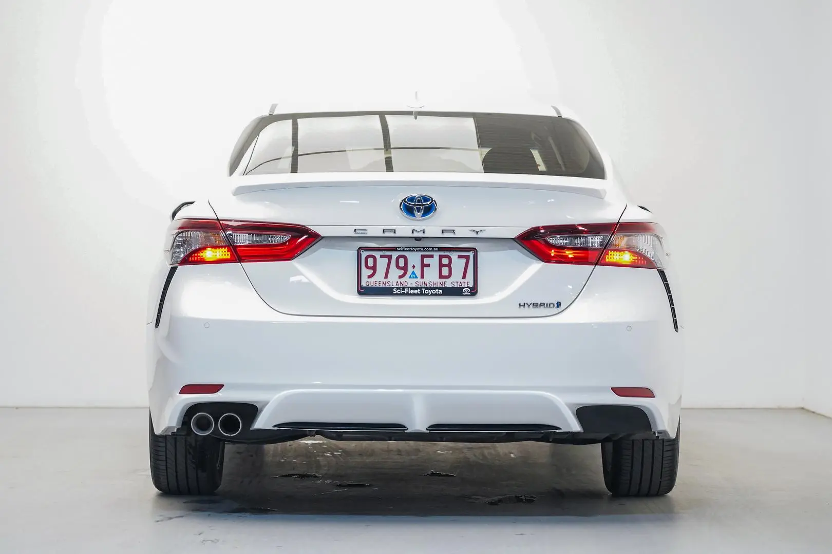 2022 Toyota Camry Gallery Image 3