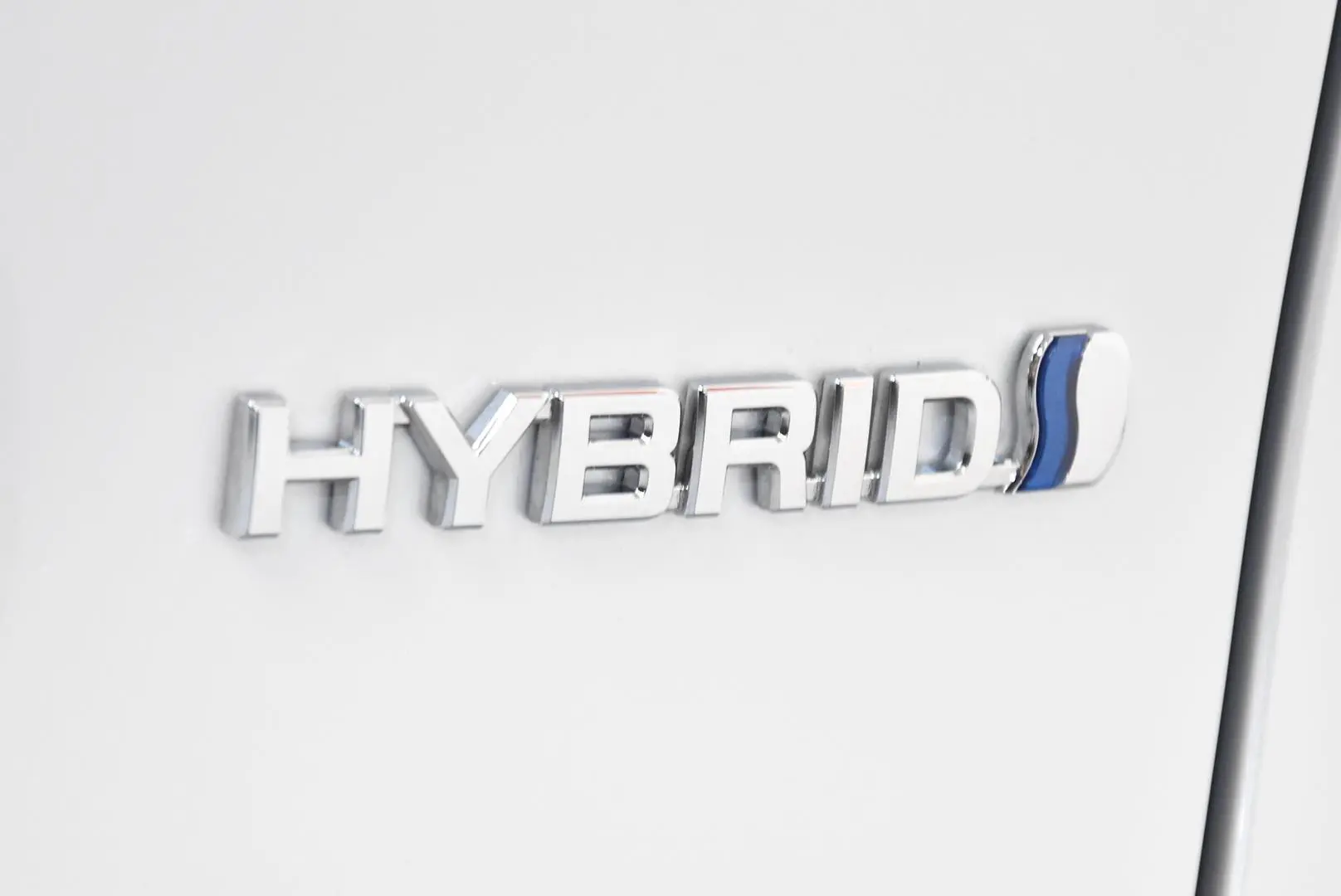 2024 Toyota RAV4 Gallery Image 8