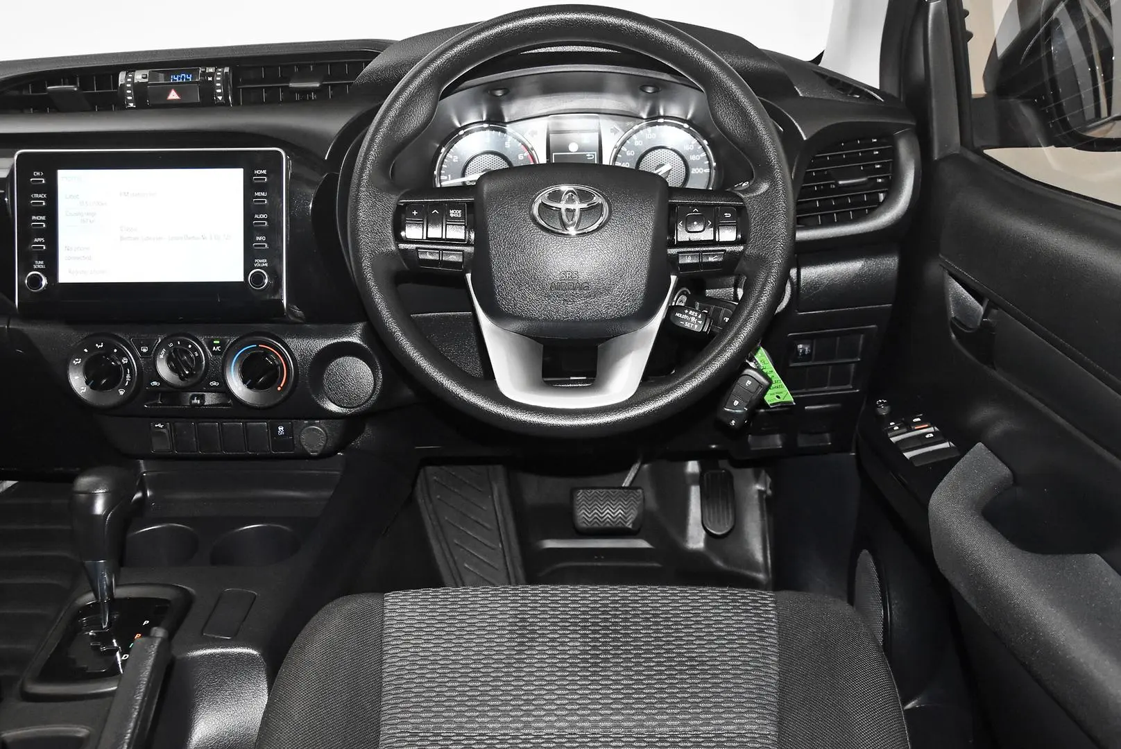 2021 Toyota Hilux Gallery Image 14