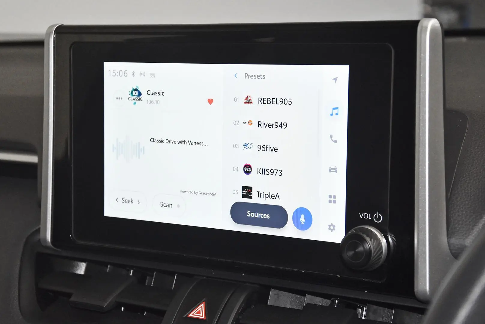 2024 Toyota RAV4 Gallery Image 12