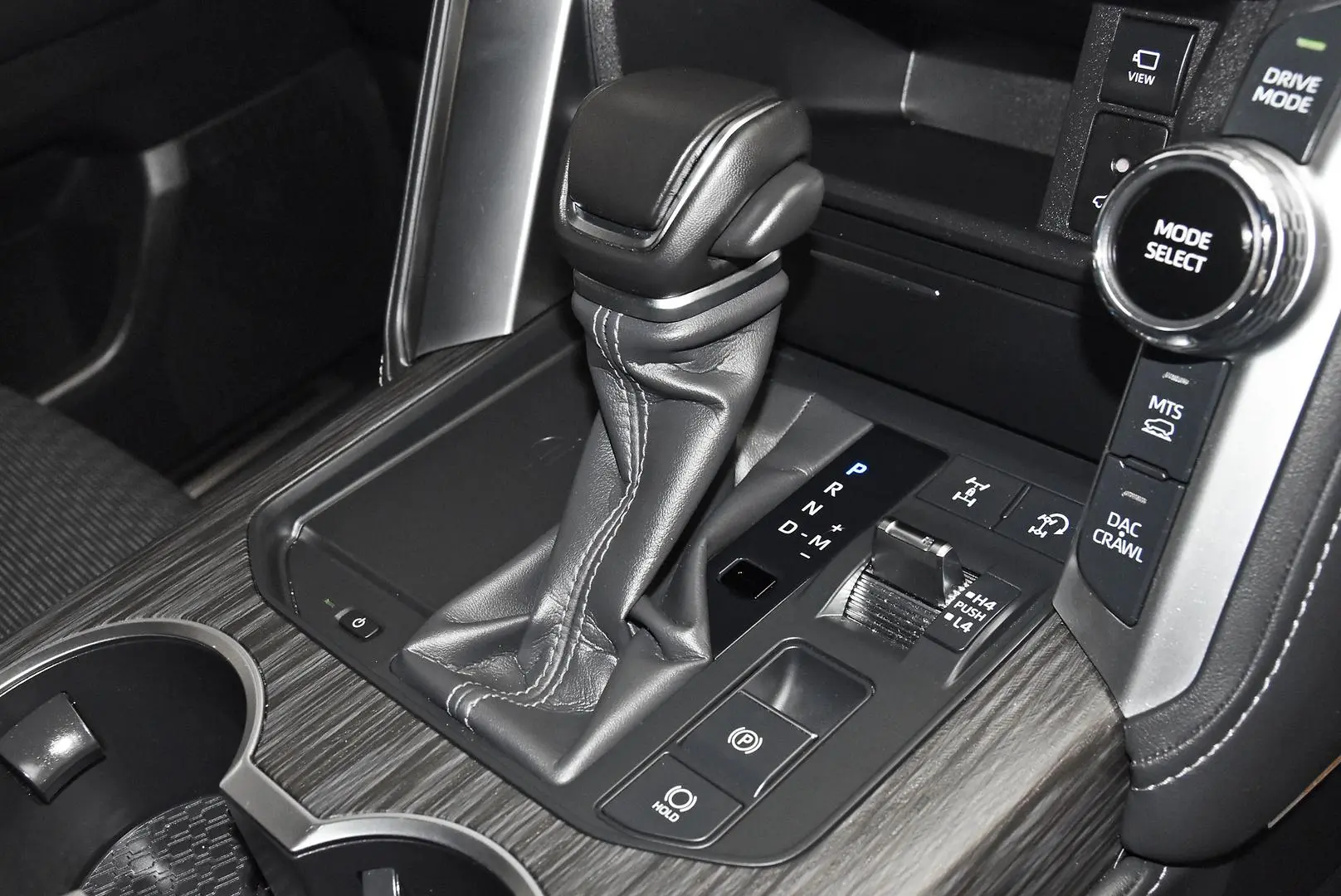 2025 Toyota Landcruiser Gallery Image 13