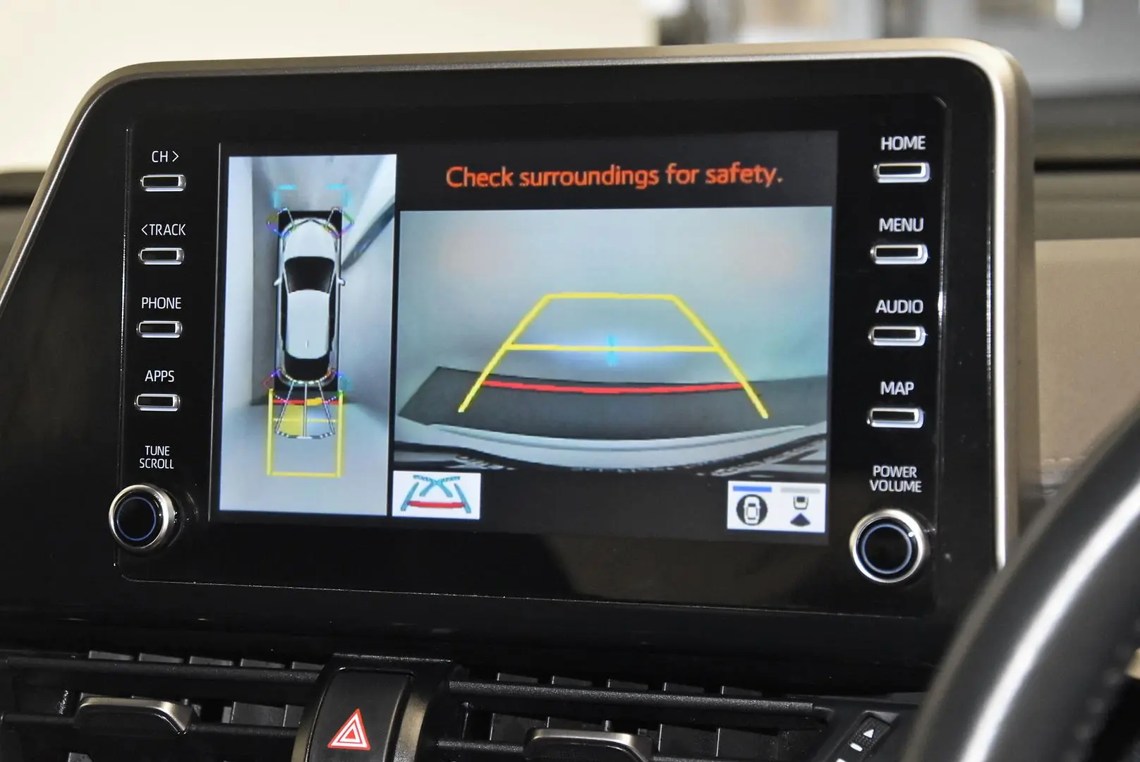 2023 Toyota C-HR Gallery Image 13