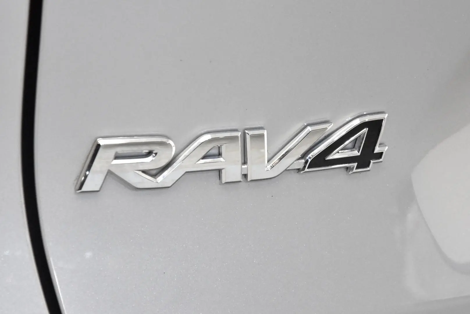 2024 Toyota RAV4 Gallery Image 7