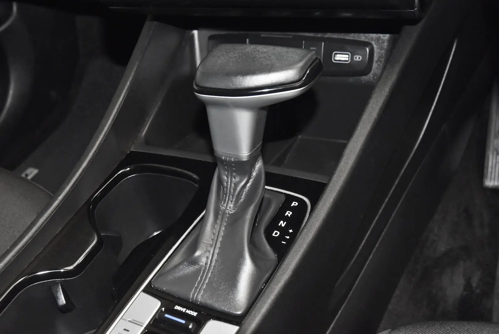 2022 Hyundai Tucson Gallery Image 13