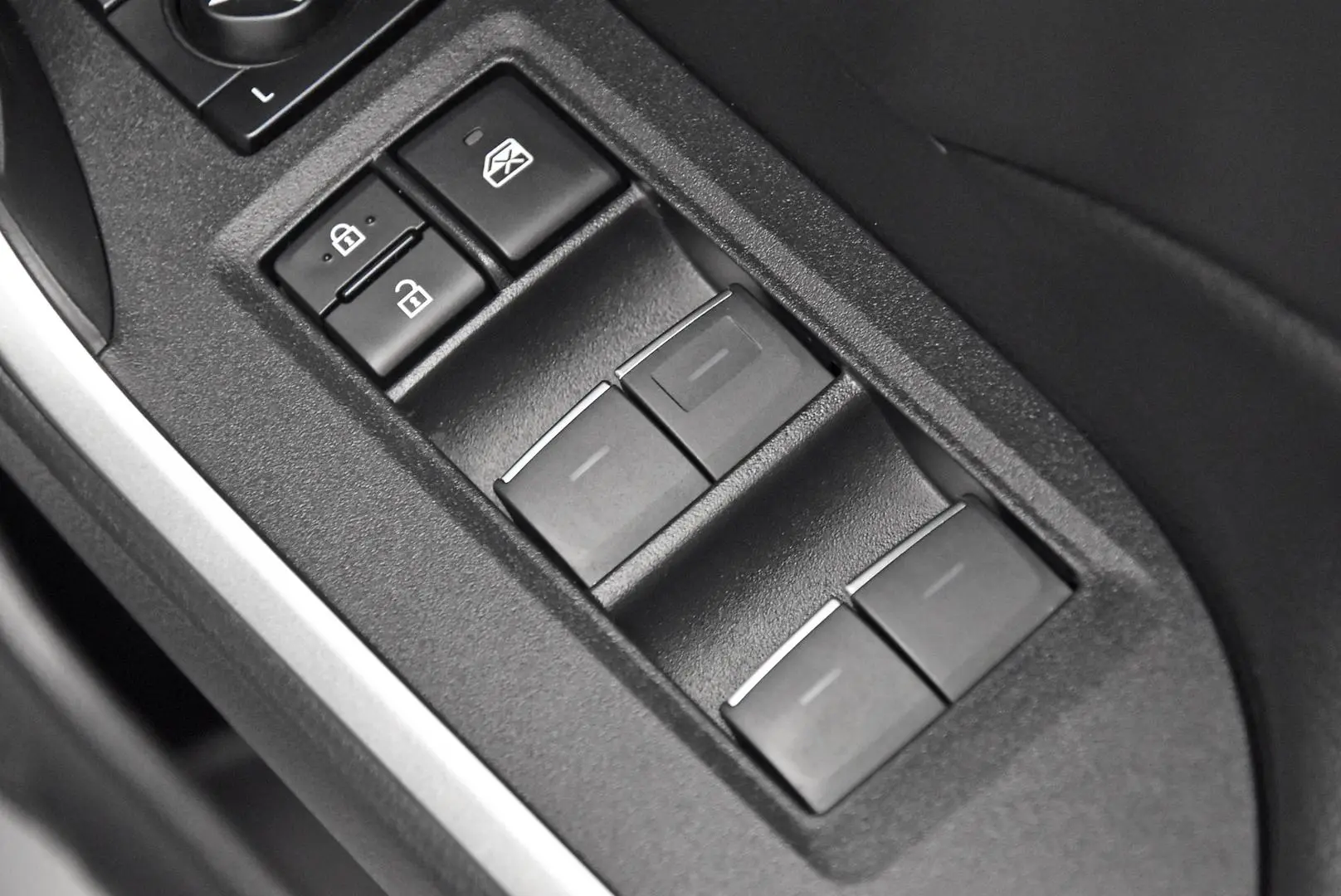 2024 Toyota RAV4 Gallery Image 10