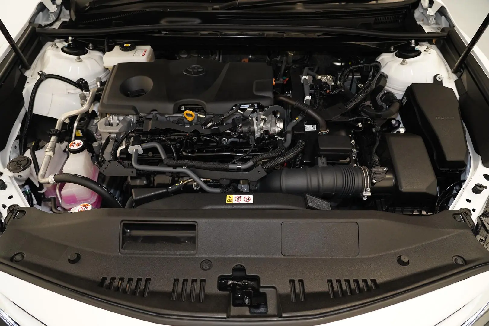 2022 Toyota Camry Gallery Image 21