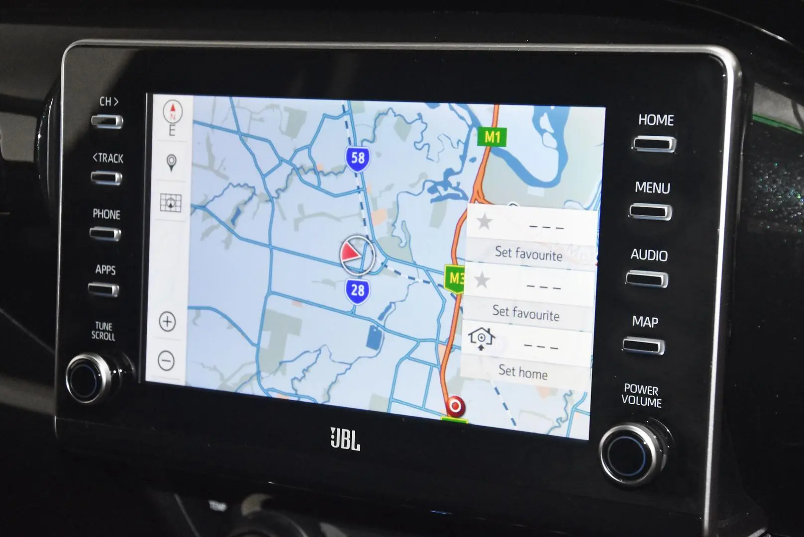 2024 Toyota Hilux Gallery Image 11