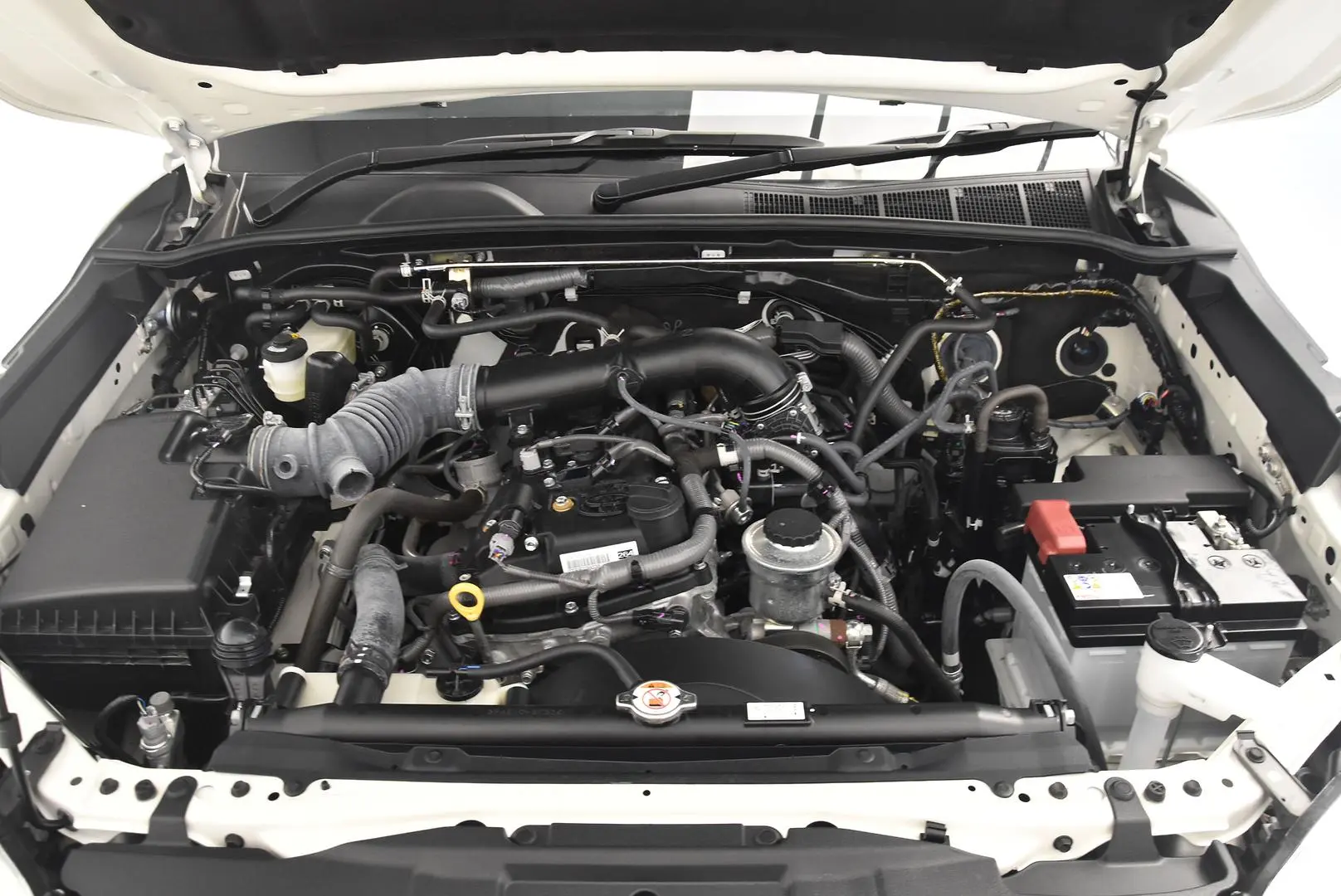 2024 Toyota Hilux Gallery Image 19