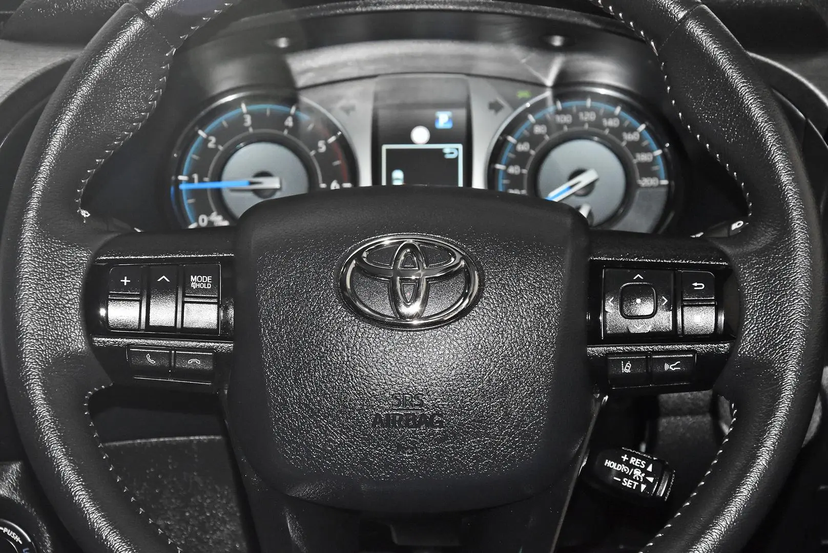 2024 Toyota Hilux Gallery Image 16