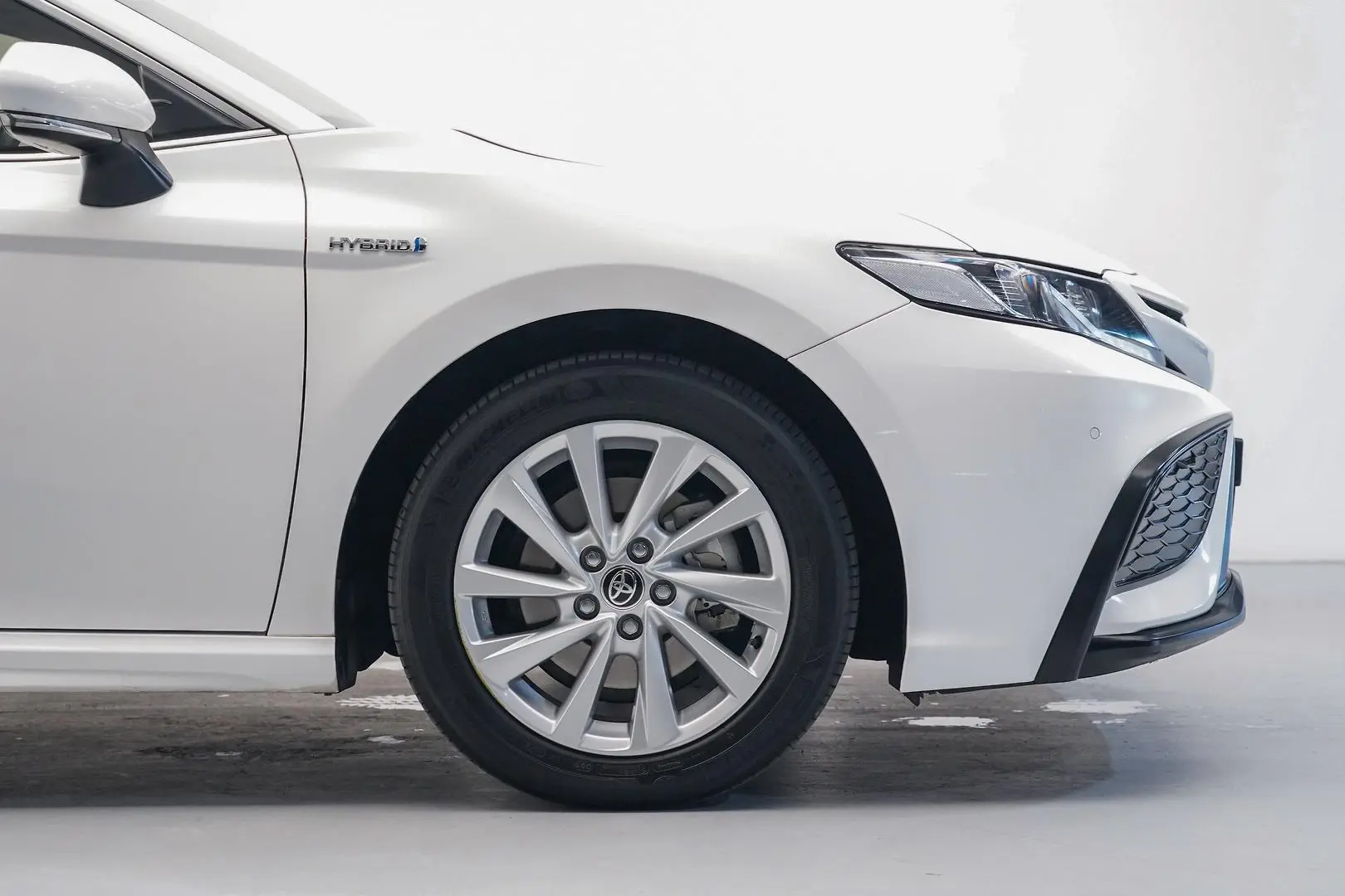 2022 Toyota Camry Gallery Image 7