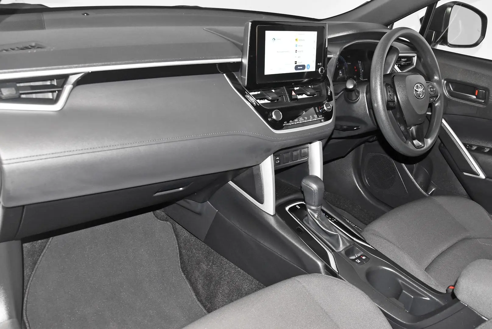 2024 Toyota Corolla Cross Gallery Image 16