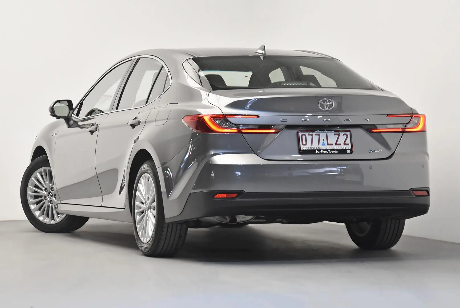 2024 Toyota Camry Gallery Image 5