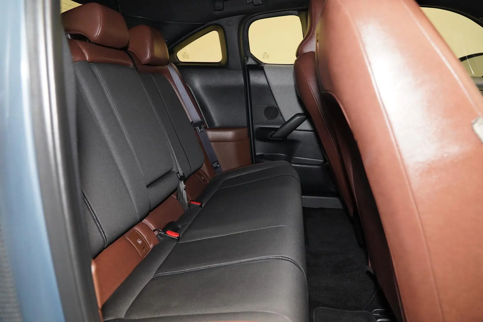 2021 Mazda MX-30 Gallery Image 10