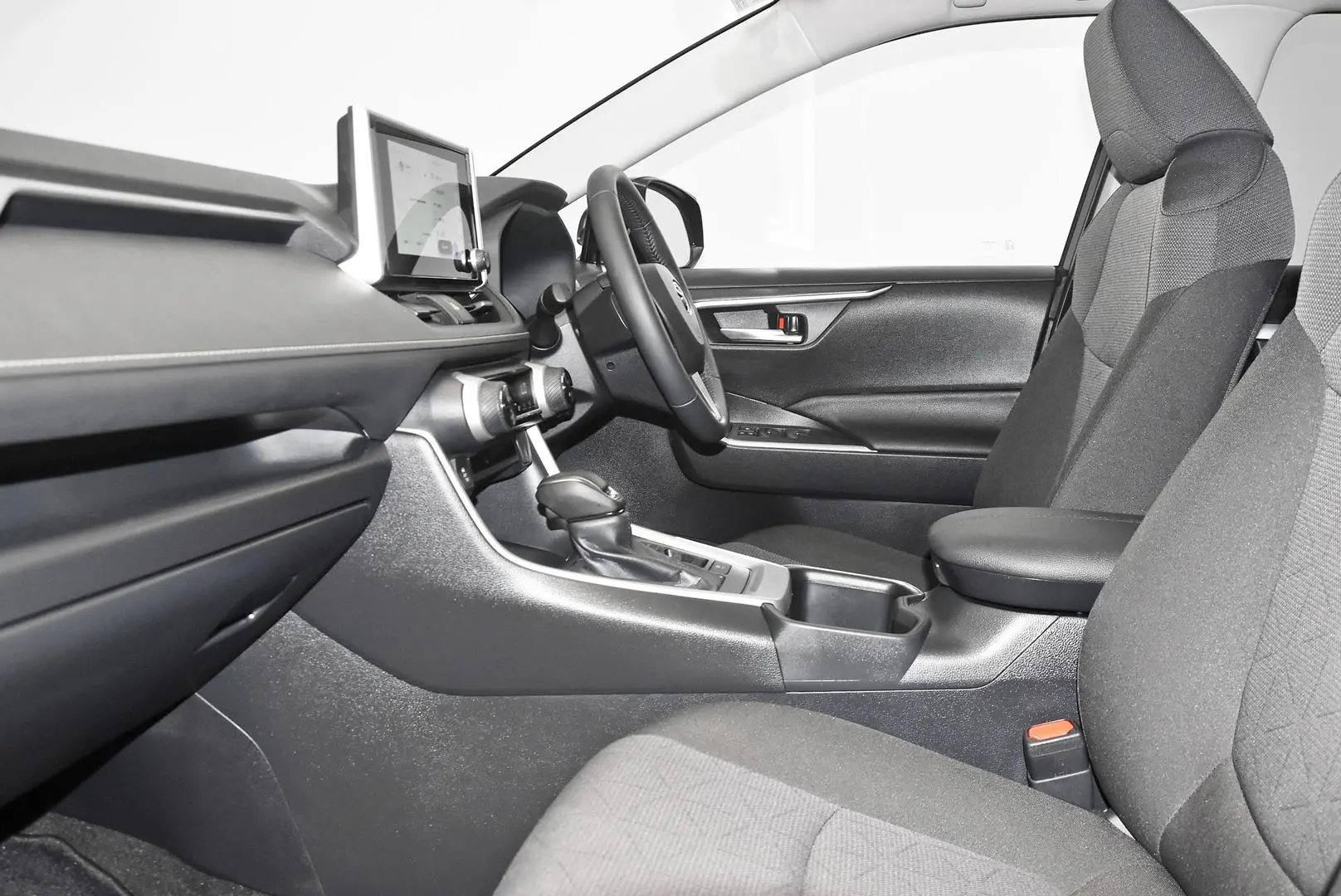 2024 Toyota RAV4 Gallery Image 18