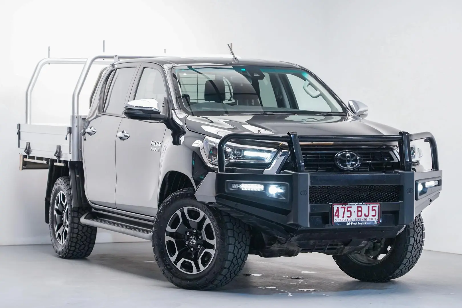 2021 Toyota Hilux Gallery Image 1