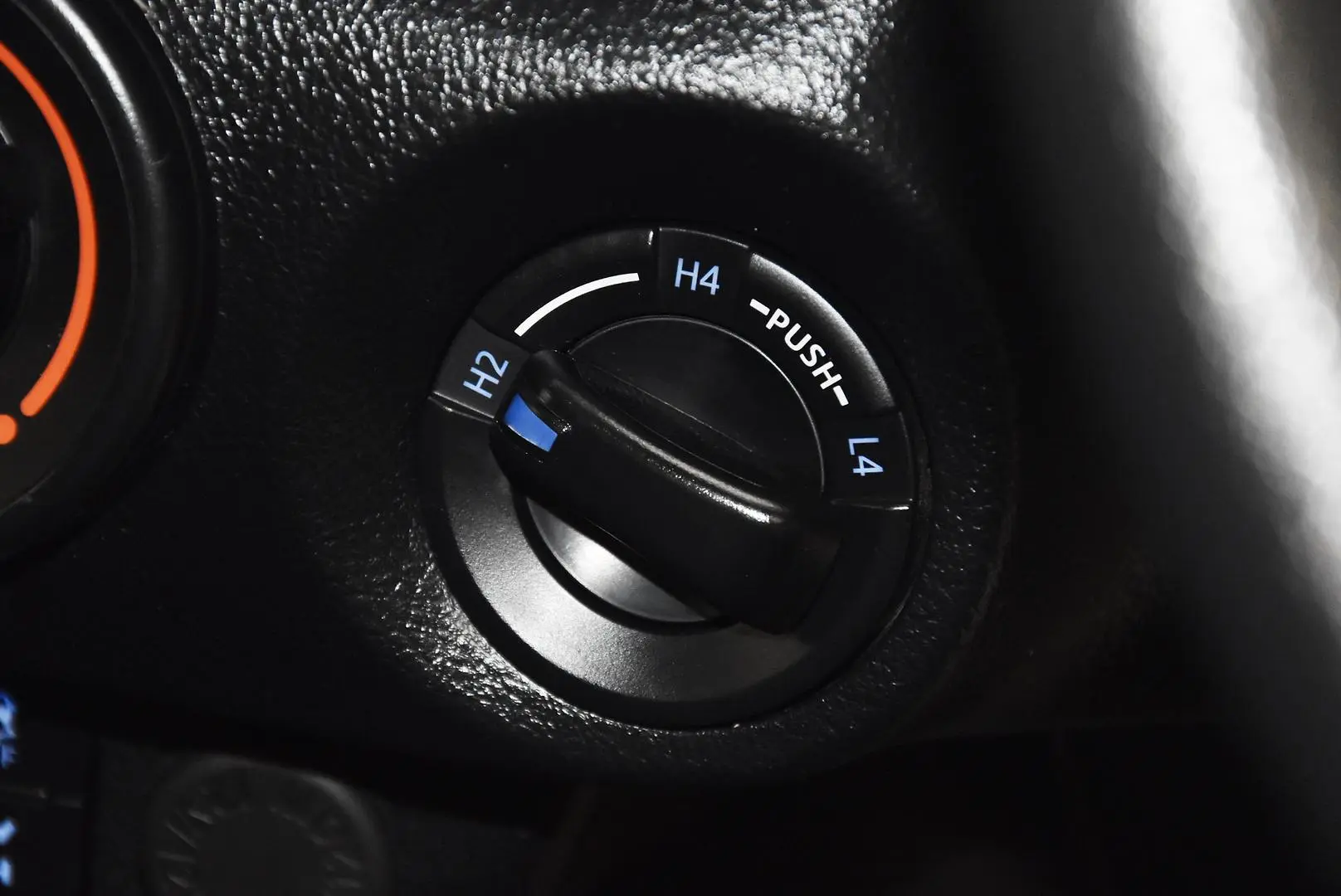 2023 Toyota Hilux Gallery Image 14