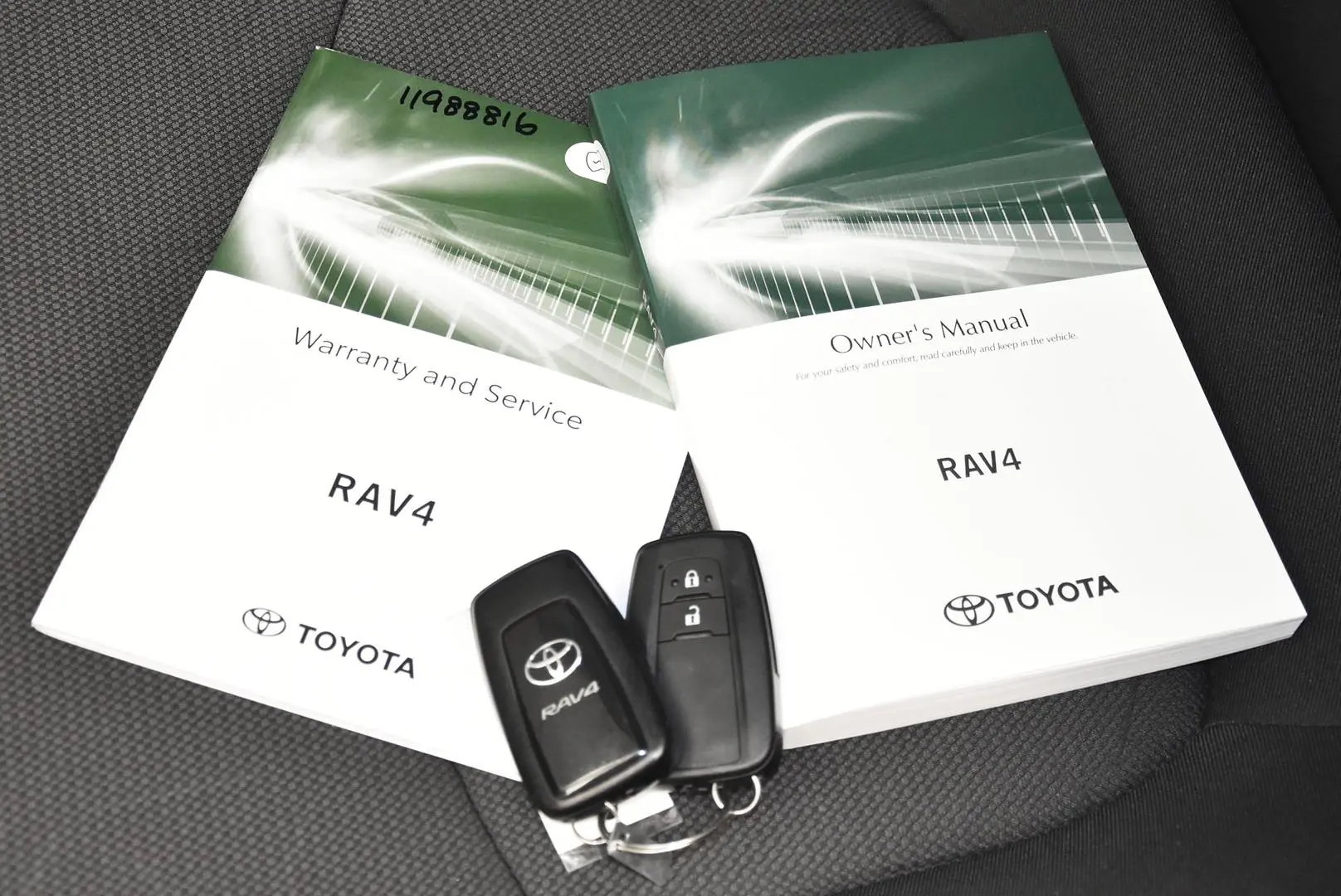 2024 Toyota RAV4 Gallery Image 20