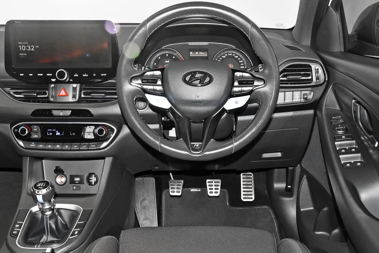 2021 Hyundai i30 Gallery Image 14
