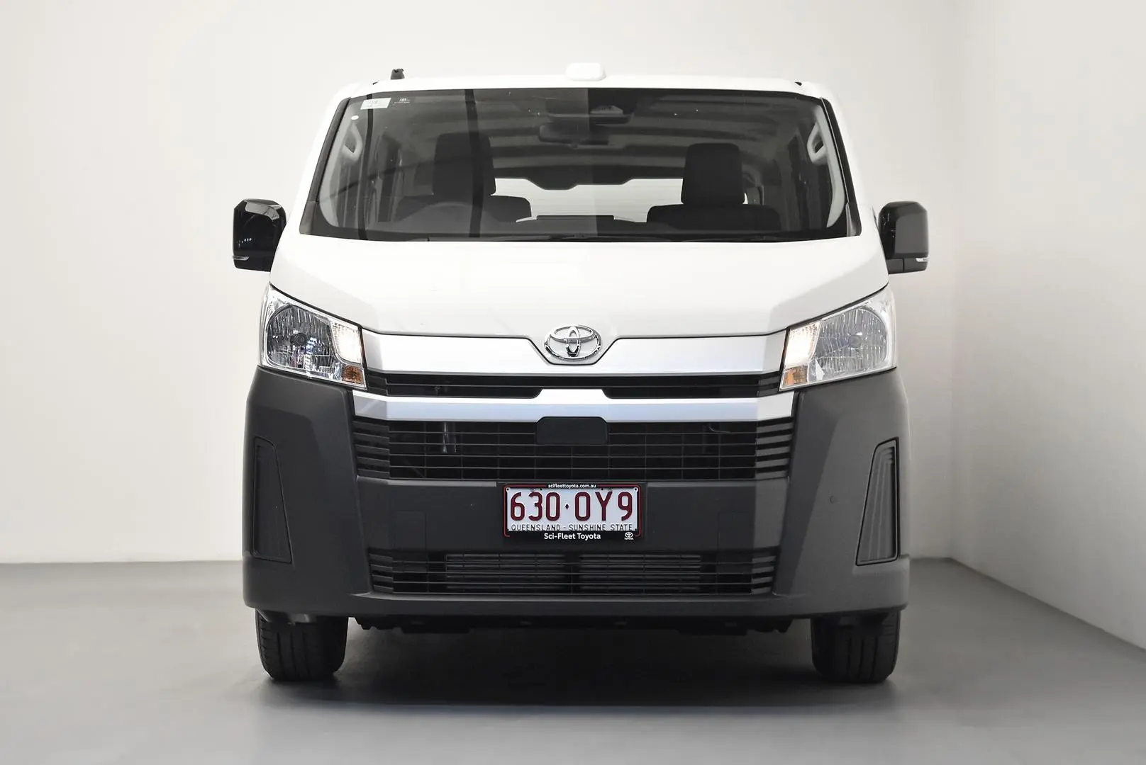 2025 Toyota Hiace Gallery Image 2