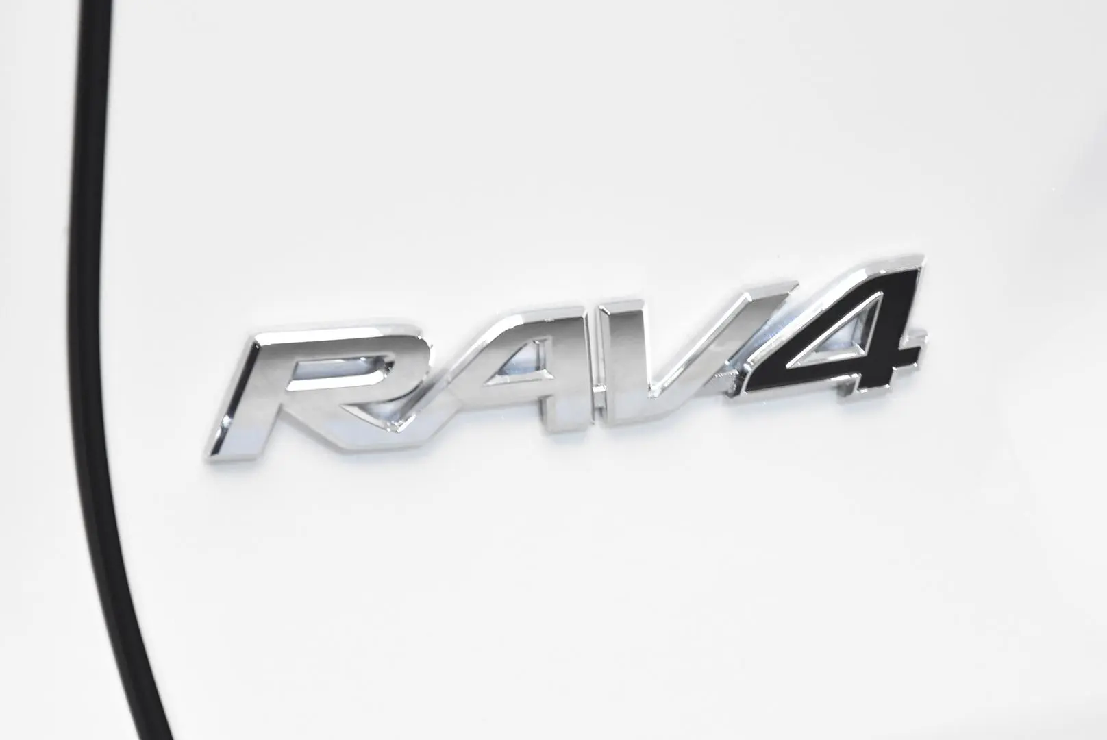2024 Toyota RAV4 Gallery Image 7