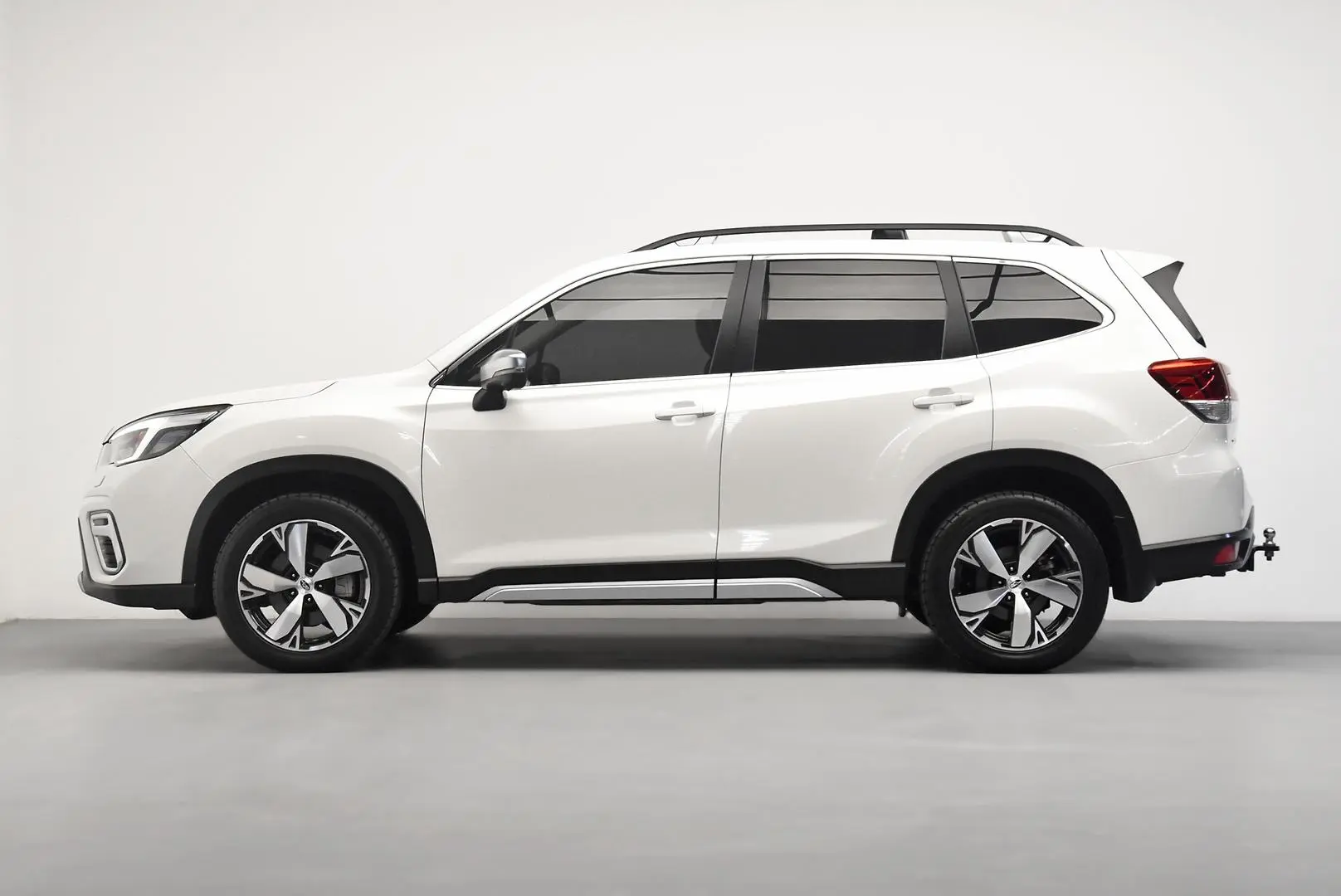 2020 Subaru Forester Gallery Image 4