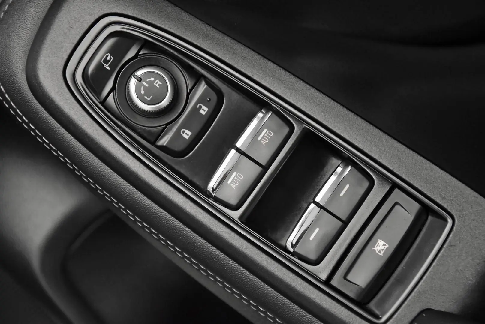 2020 Subaru Forester Gallery Image 9